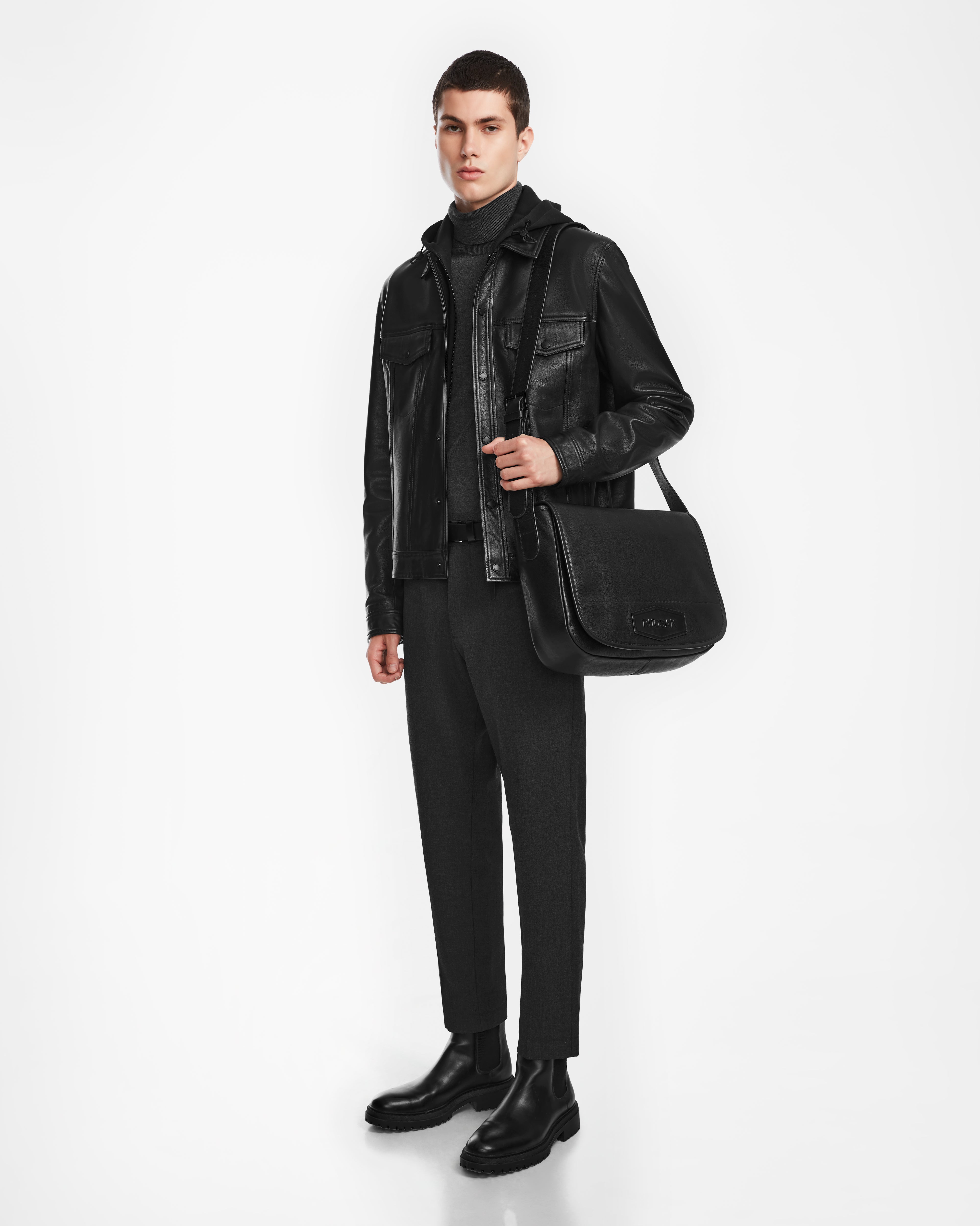 AREN - 6124580 Black