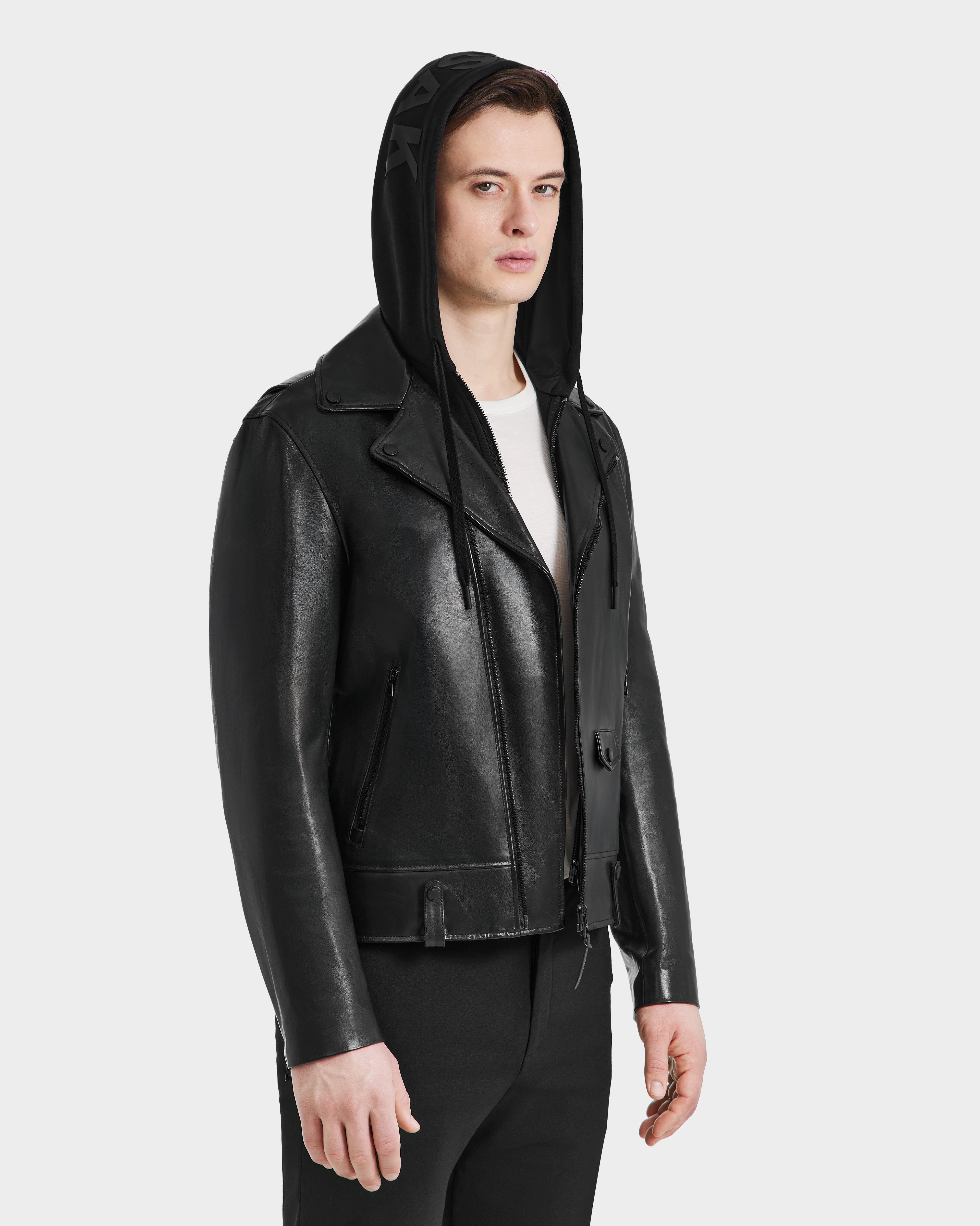 MANUS B - 6124607 Black