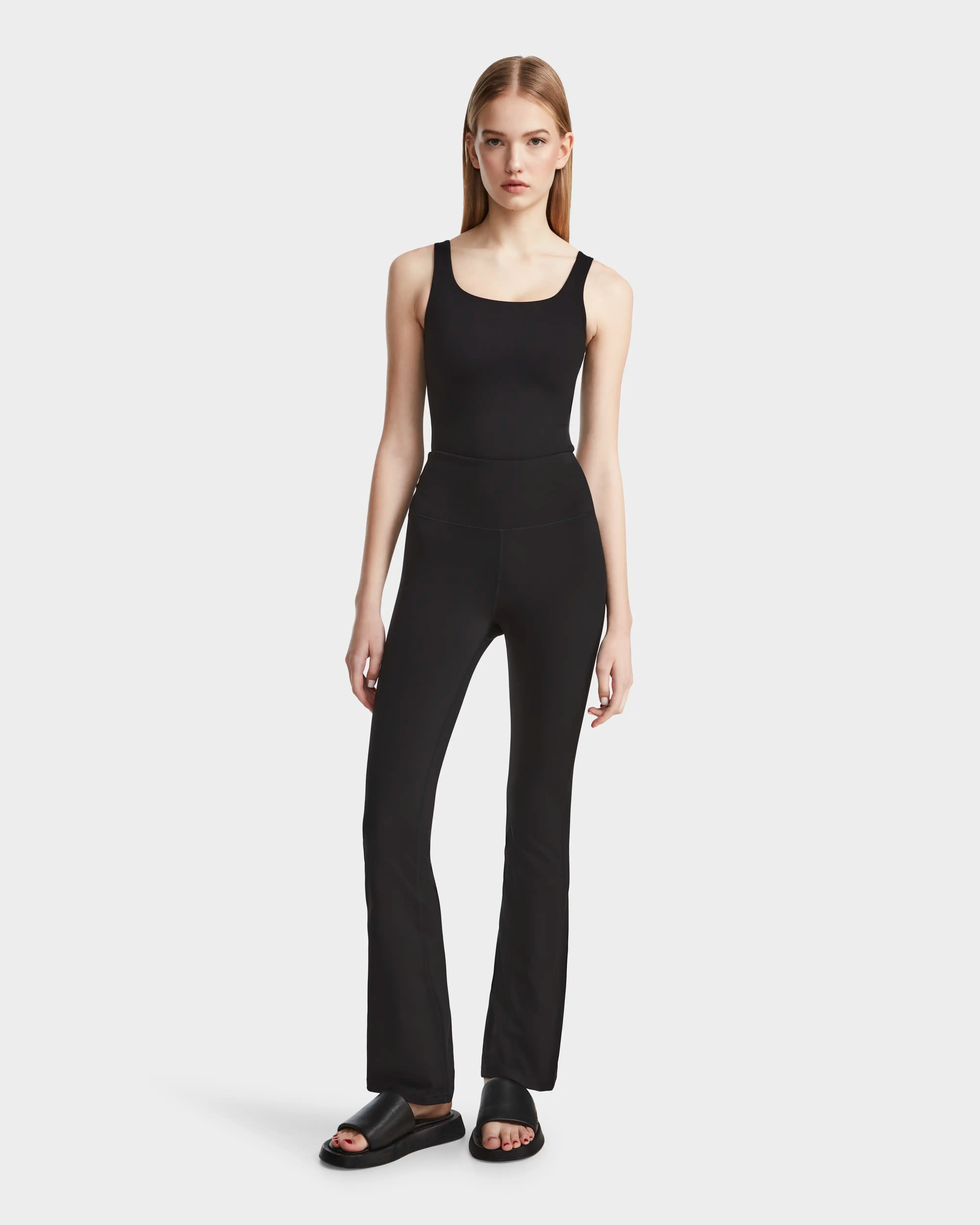 ADRIANA - 8524009 Black